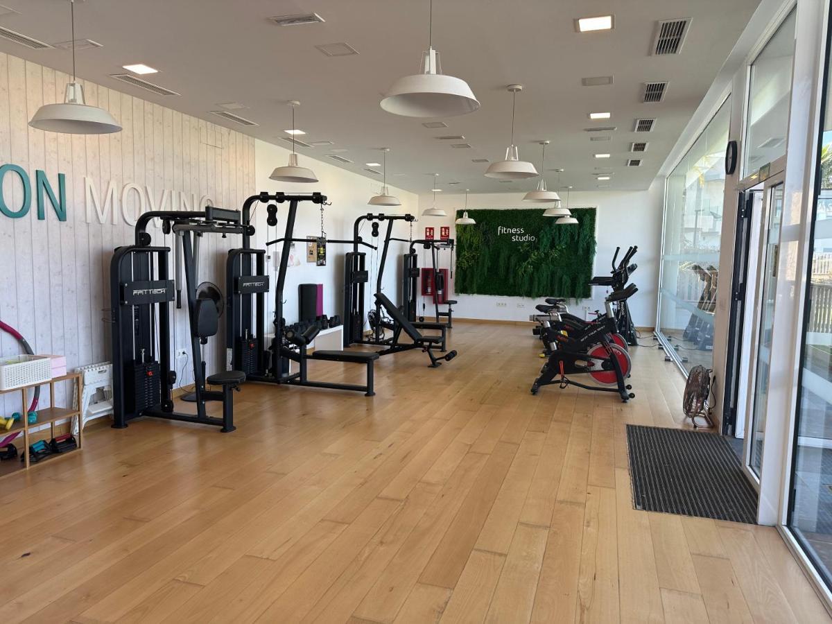 מאלגה 2-Bedroom-Apartment With A Terrace, Pool, Gym מראה חיצוני תמונה